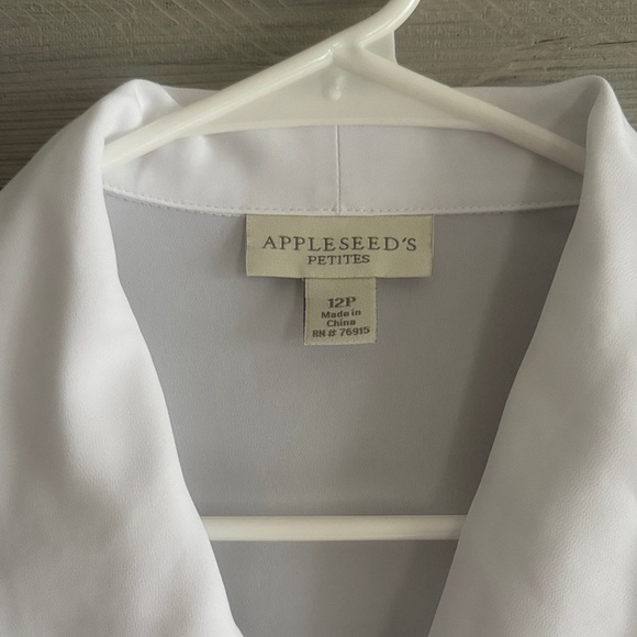 Appleseed's White Button-Down Women's Shirt - Picture 2 of 5